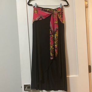 Never worn! VENUS Black Maxi Skirt Pink Wrap - XS